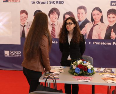 SiCRED participates in the career fair “Explore Your World”
